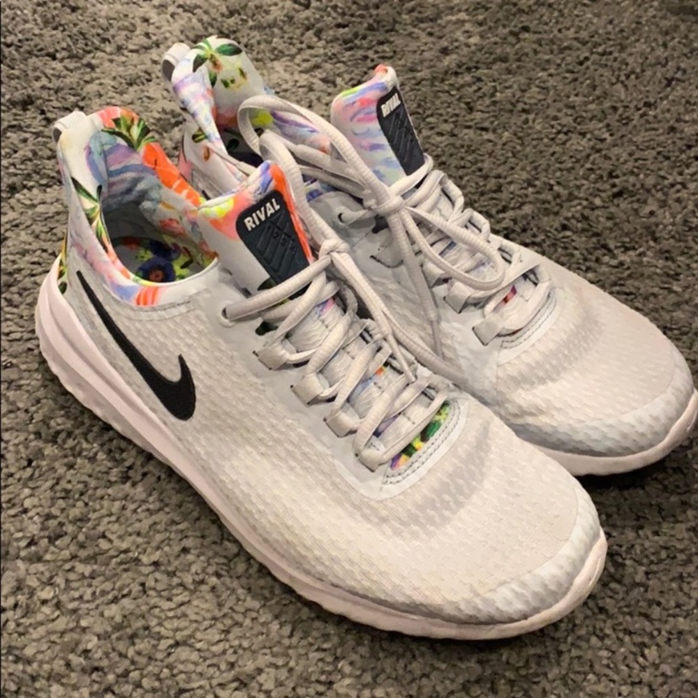 NIKE Renew Rival 🌺🌸